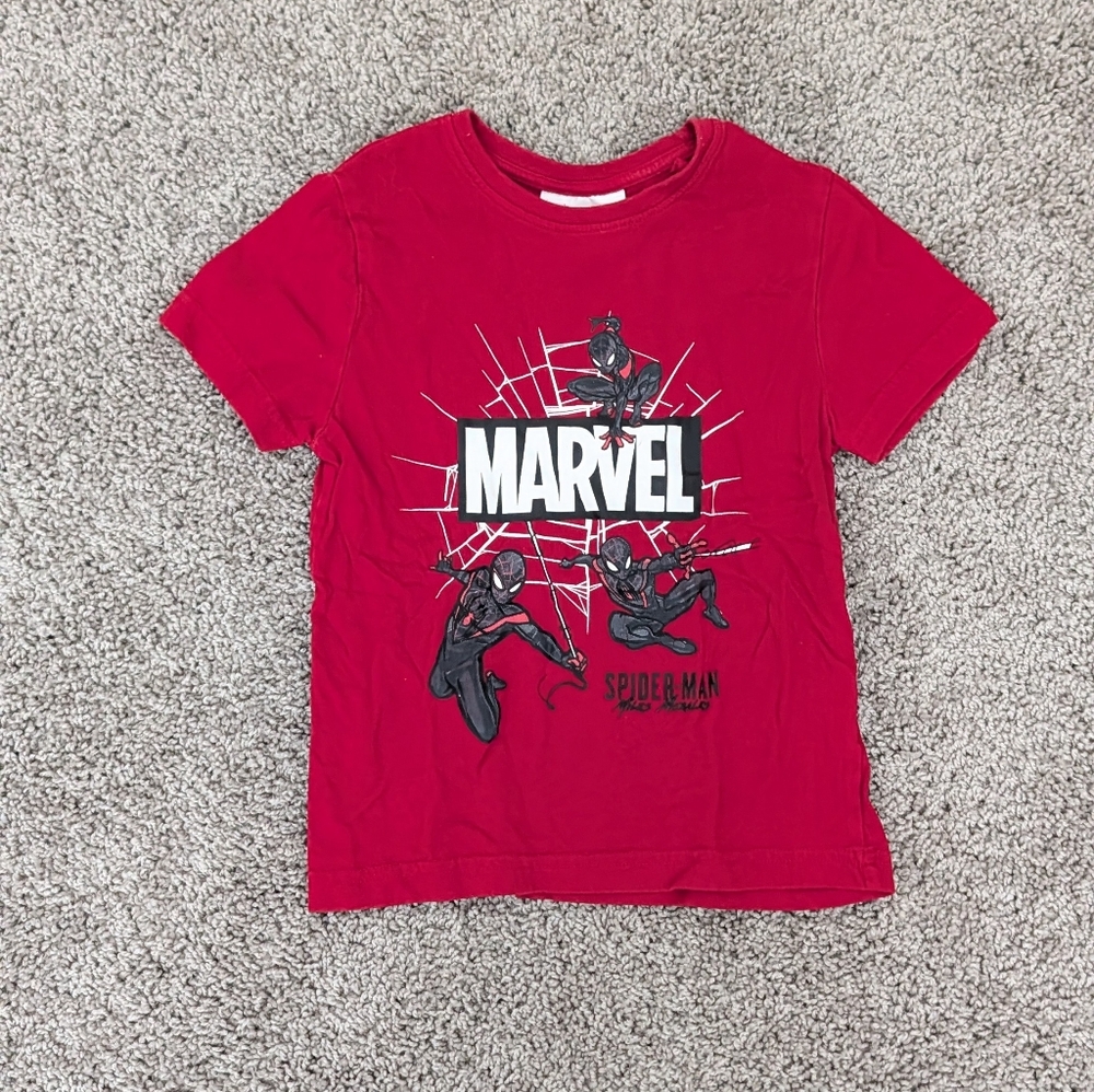 Marvel Boy's Red Spider-Man Miles Morales Tee Size 4-5 Years